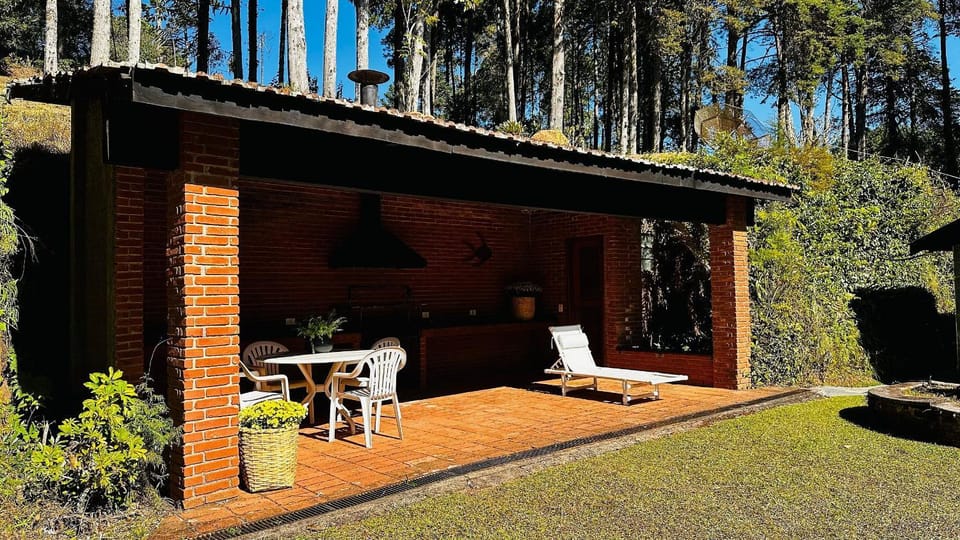 Casa do Bosque Apartment in Campos do Jordão