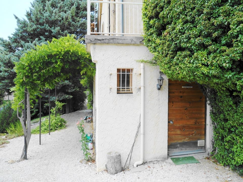 La Petite Bergerie in Drôme Provençale Bed and Breakfast in Provence