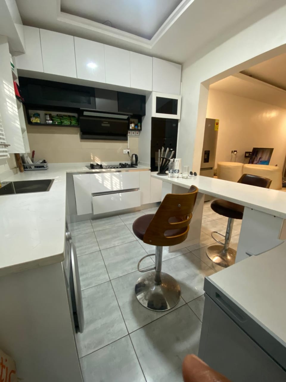 Kitchen or kitchenette, Dining area, oven, stove