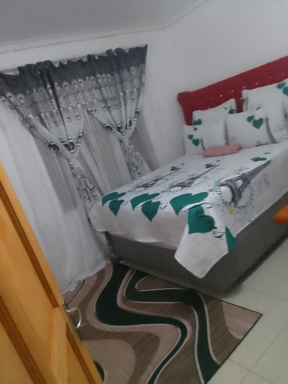 Thiwani Guest House Bed and Breakfast in Gauteng