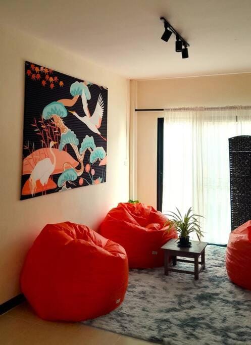 Living room, Seating area