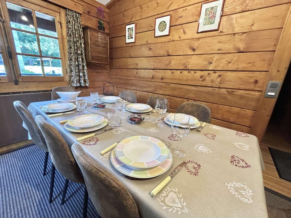 Chalet 6-8 pers, 4 chambres, proche remontées, parking - FR-1-597-182 Chalet in Megève