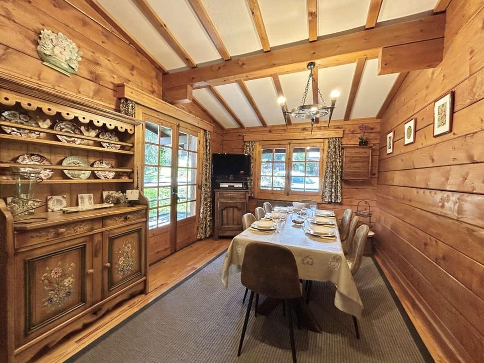 Chalet 6-8 pers, 4 chambres, proche remontées, parking - FR-1-597-182 Chalet in Megève