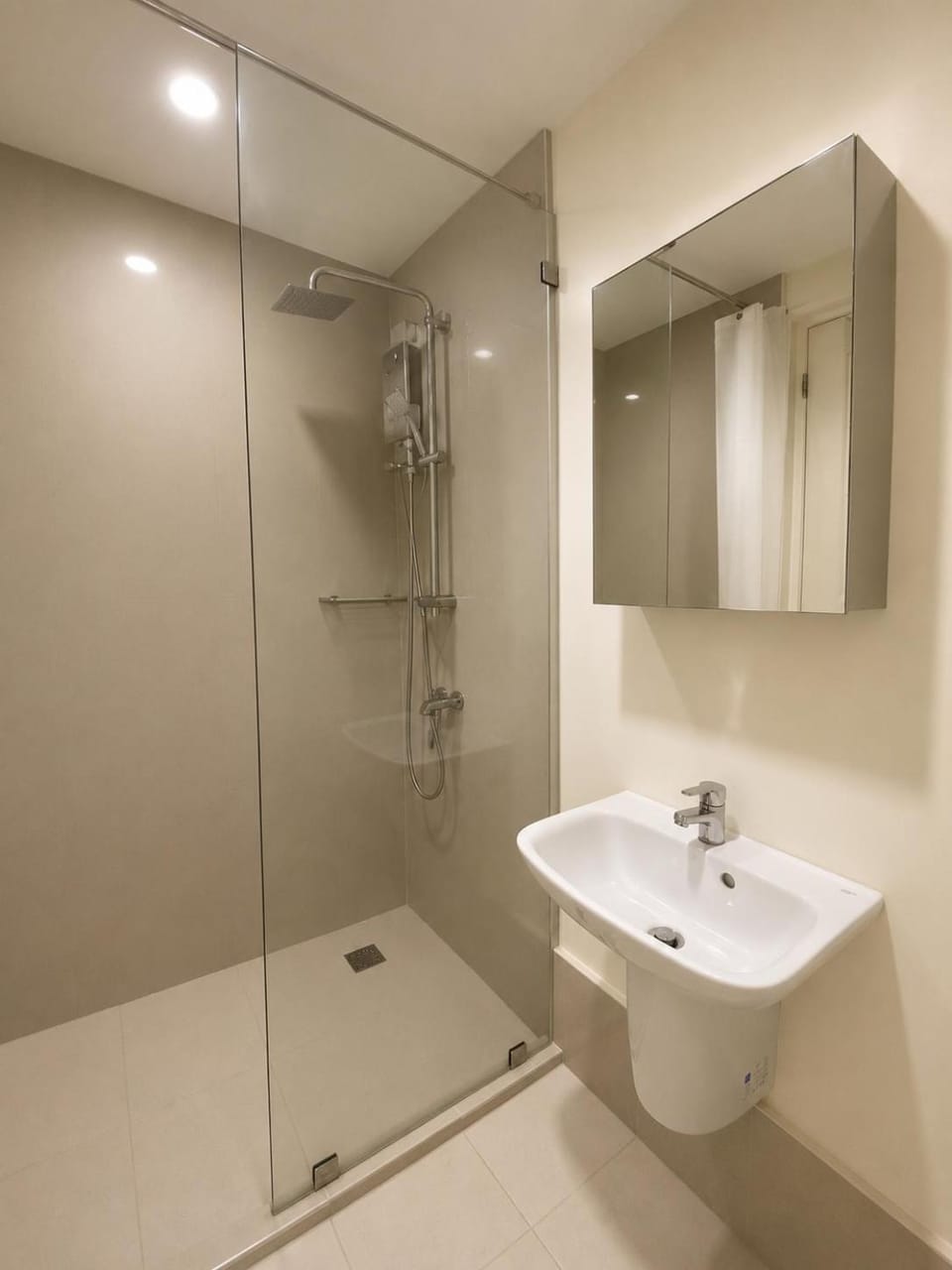 Family Room - MIGAs Haven at Sunvida Tower Apartment in Lapu-Lapu City