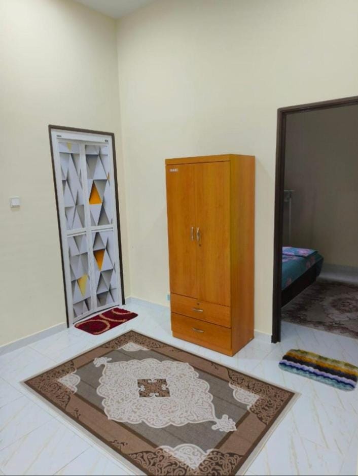 Homestay Merah Jambu UTHM House in Johor