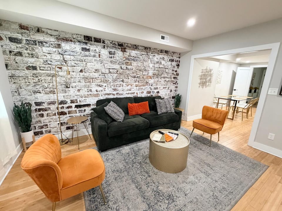 Contemporary Upscale 3BDR Home at Popular H Street Corridor Parking Included Free Cancellation House in District of Columbia