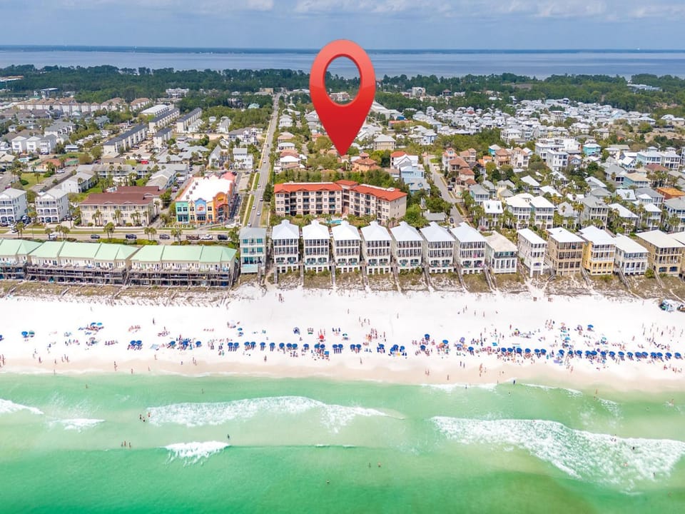 Neighbourhood, Bird's eye view, Beach