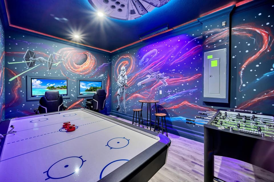 Amazing Brand New 5BD, Resort Home/Games Room/Pool House in Kissimmee
