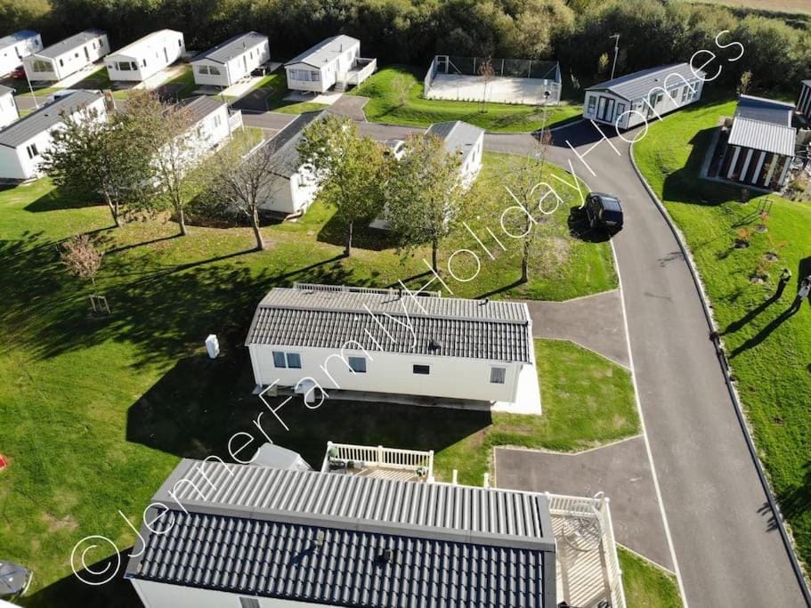 Jenner Family Holiday Homes at Tattershall Lakes Apartment in Tattershall