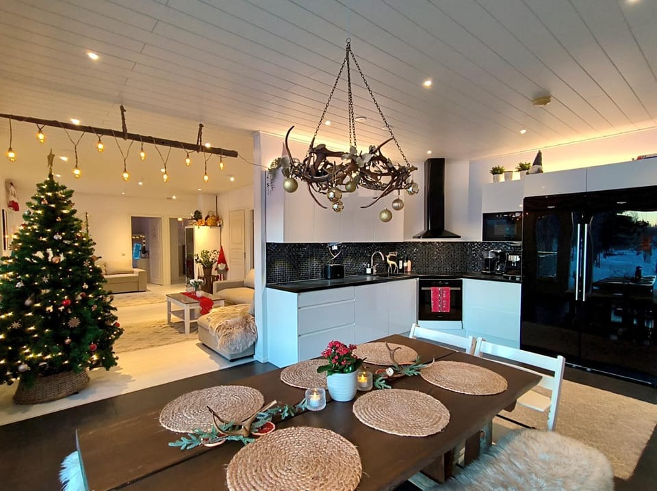 Villa Korento - Private Stay With Sauna & Lappish-style Grill Hut Apartment in Rovaniemi