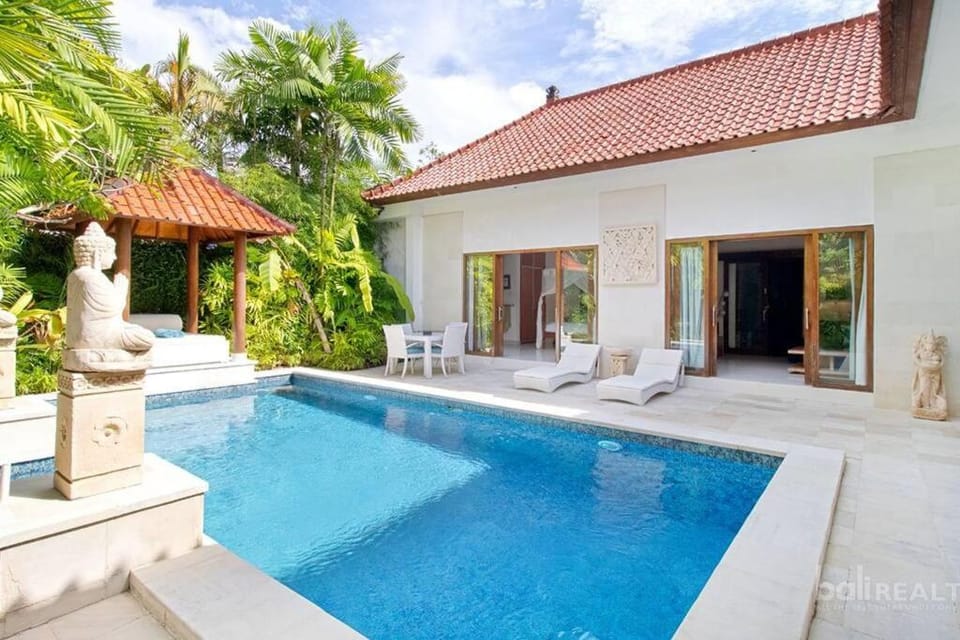 Villa Nemia Seminyak Villa in Kuta