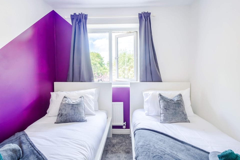 Central 3BR House - free parking - fast WI-FI- smart tv House in Bristol