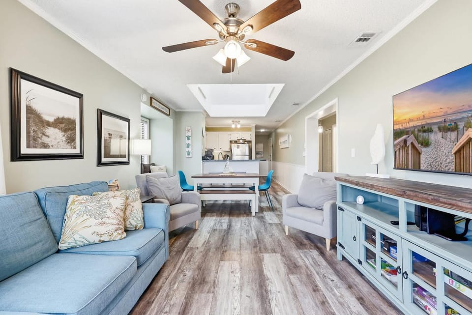 Sea Blue Suite at Tilghman w Pool and Pickleball House in North Myrtle Beach