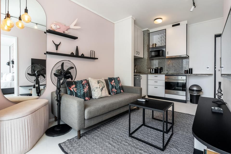 Flamingo 102 - One Bedroom Sea Point Apartment Apartment in Sea Point