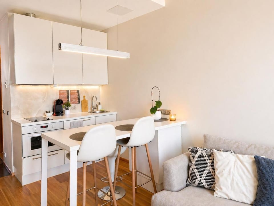 13th Floor Cityview Luxury Apartment in Tallinn