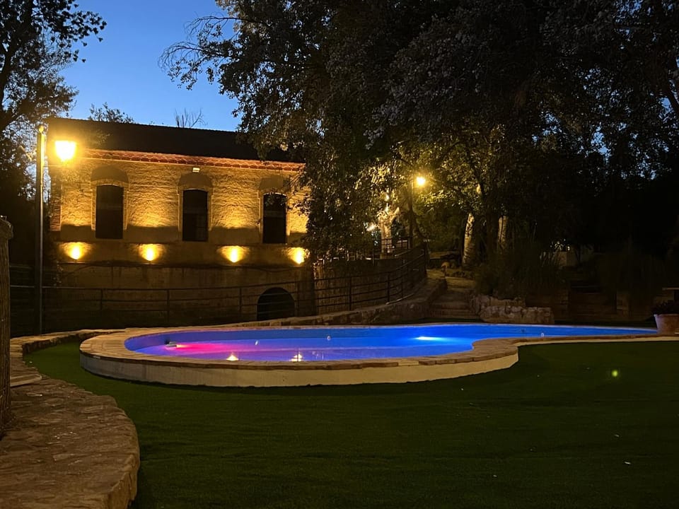 Night, Swimming pool