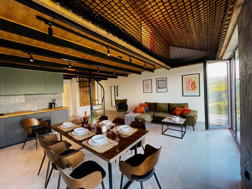 Living room, Seating area, Dining area