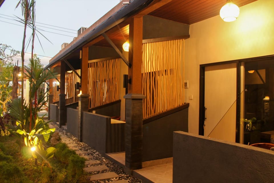 Property building, Garden, Garden view