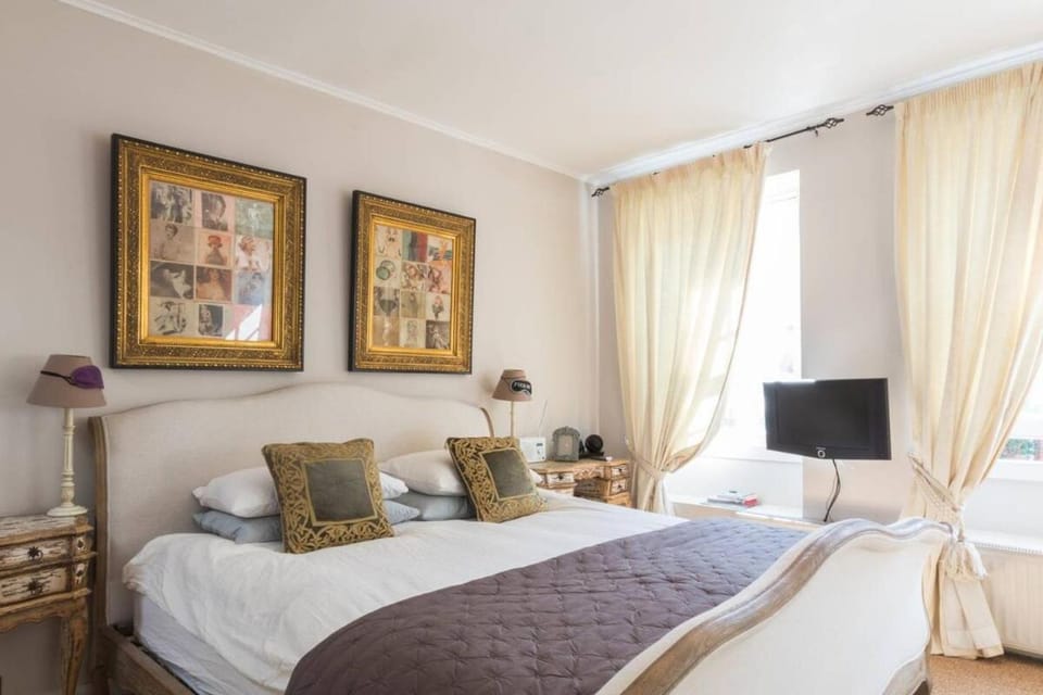 Stylish 1-bed with a Roof Terrace Apartment in City of Westminster