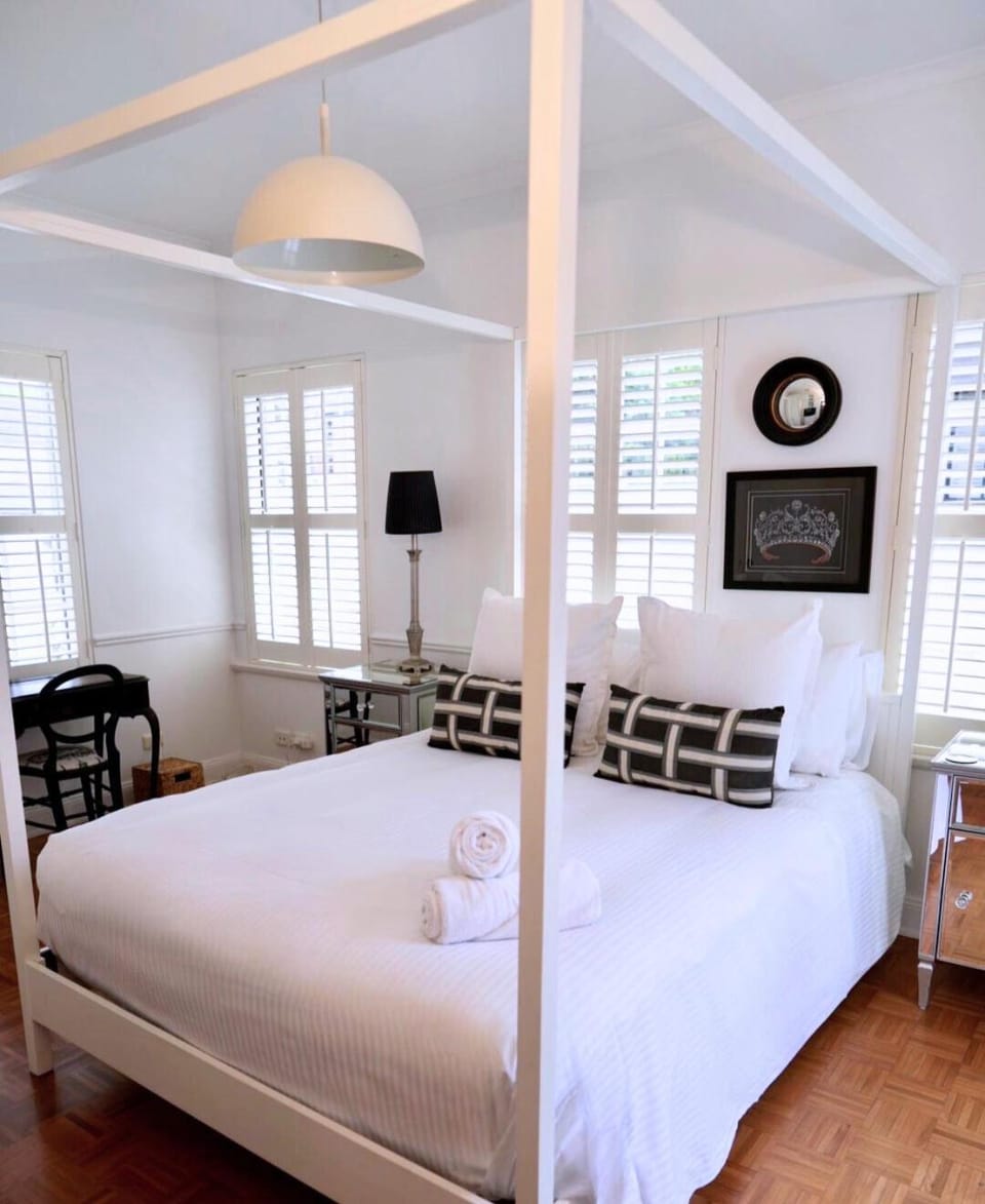 Bed, TV and multimedia, Balcony/Terrace, Balcony/Terrace, Bedroom, Landmark view, heating, air conditioner
