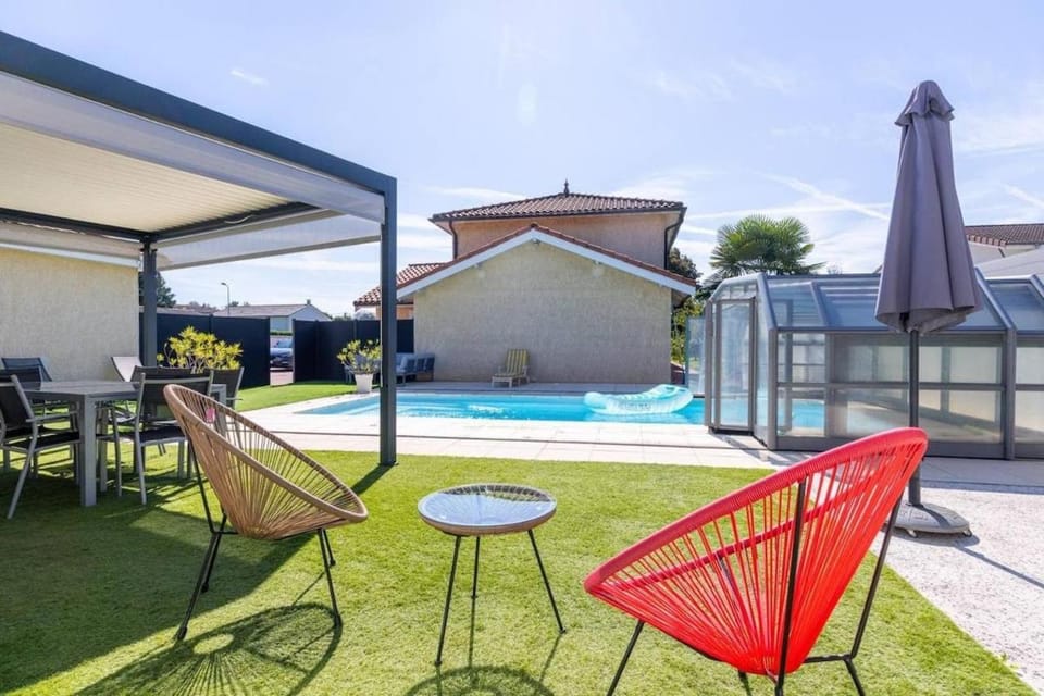 Patio, Pool view, Swimming pool, sunbed