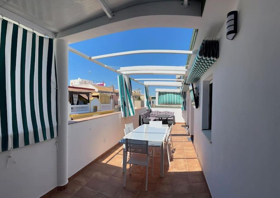 Espectacular Ático con Terraza en Playa Centro de Punta Umbría 140m2 - 10 Personas Apartment in Punta Umbría