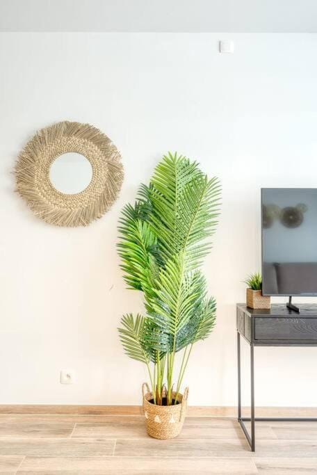 5-Guest Studio in Ostend, Steps from the Beach Apartment in Ostend