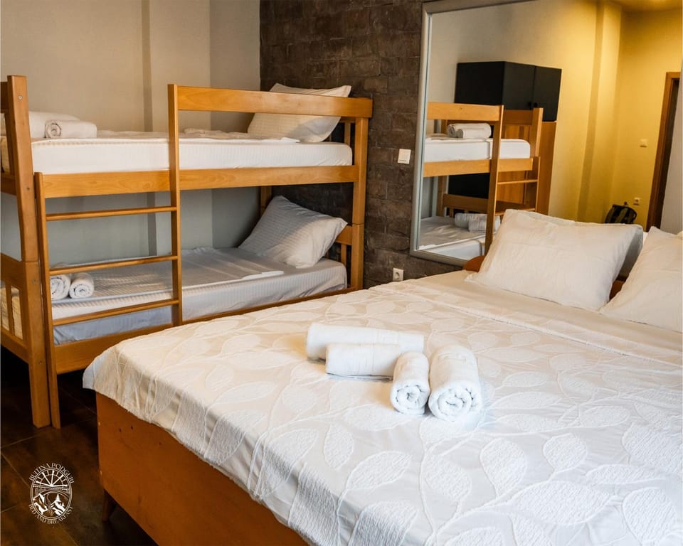 Bed, View (from property/room), Photo of the whole room, Garden view, bunk bed