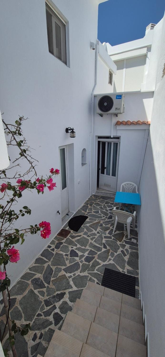 Inner courtyard view