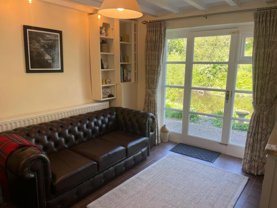Living room, Seating area, River view