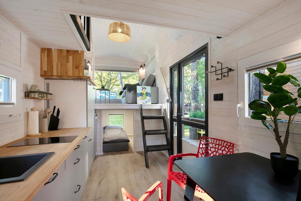 Property building, Kitchen or kitchenette, Living room