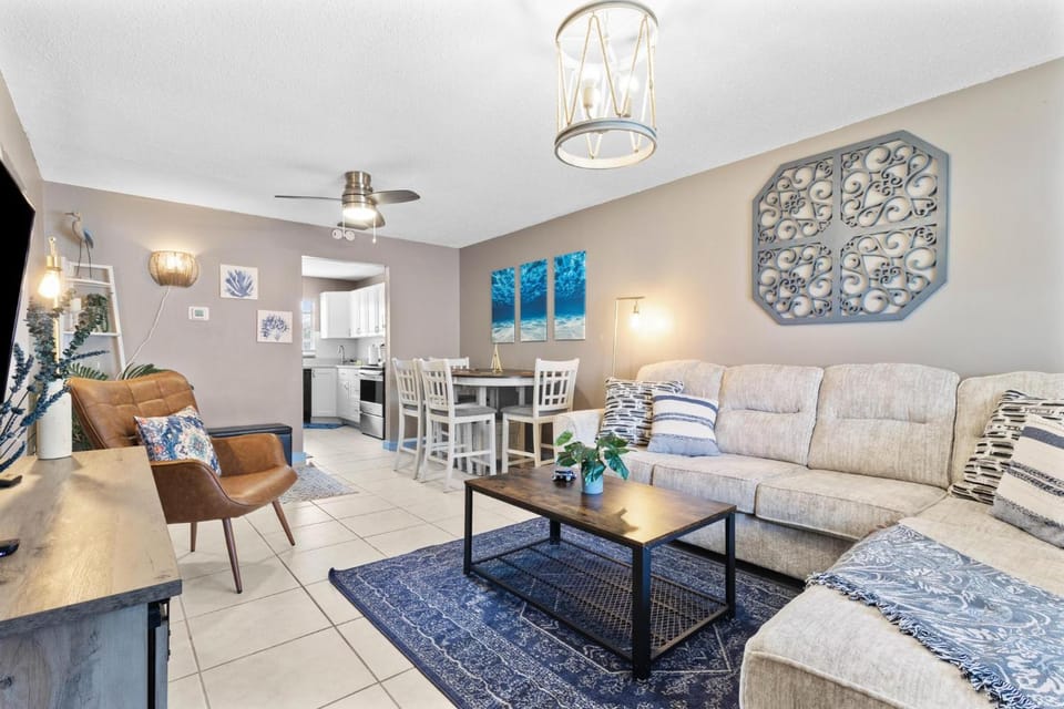 Spanish Villa Suite 61 Apartment in Indian Rocks Beach