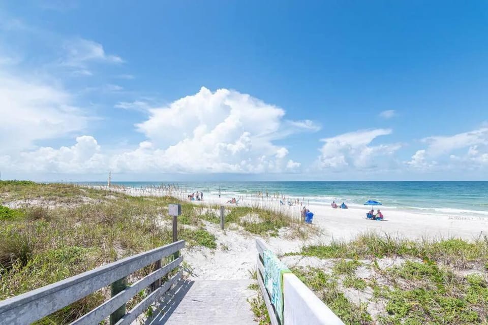 Spanish Villa Suite 61 Apartment in Indian Rocks Beach