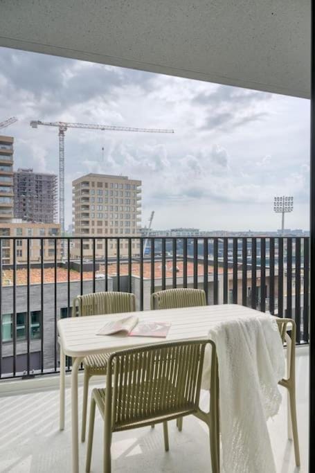 4-Person Apartment by Ostend Beach With Parking Apartment in Ostend
