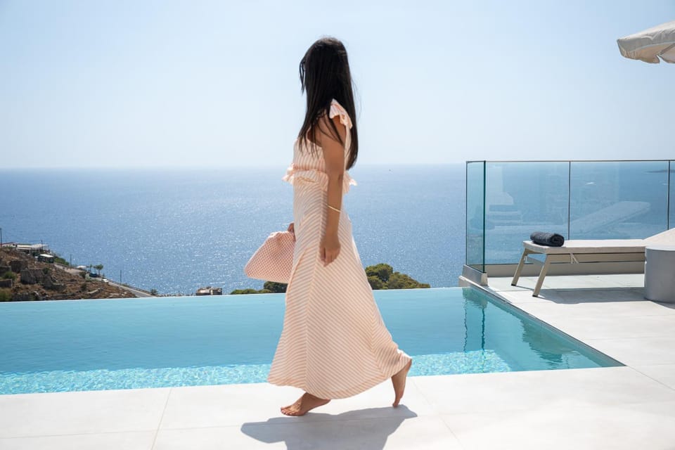 People, Pool view