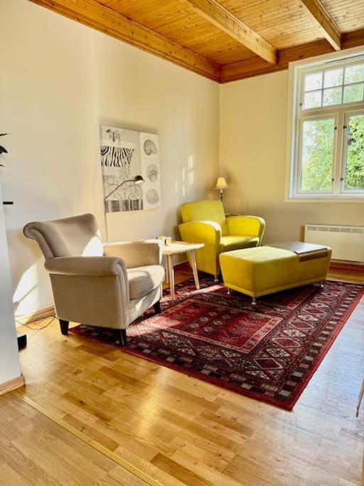 Leilighet i herskapelig villa Apartment in Trondheim