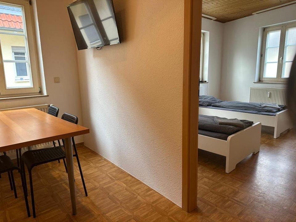 Monteur-Wohnung mit 2 Schlafzimmer in Alzey für 4 Personen Apartment in Rhineland-Palatinate