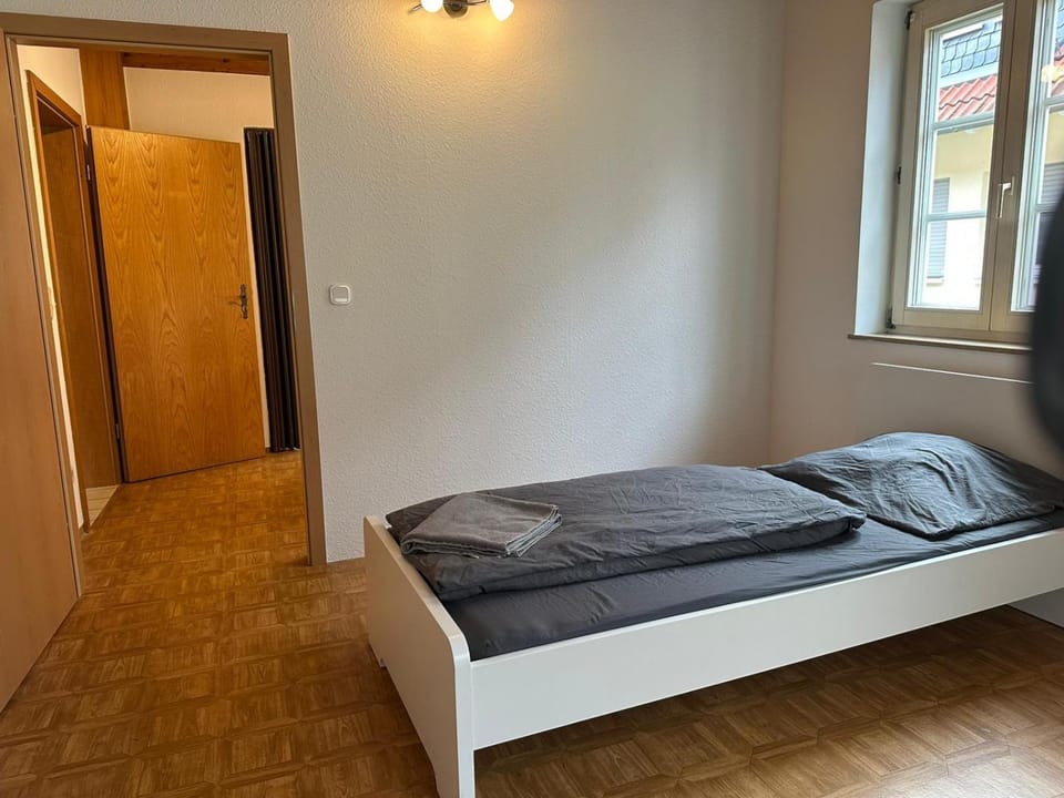 Monteur-Wohnung mit 2 Schlafzimmer in Alzey für 4 Personen Apartment in Rhineland-Palatinate