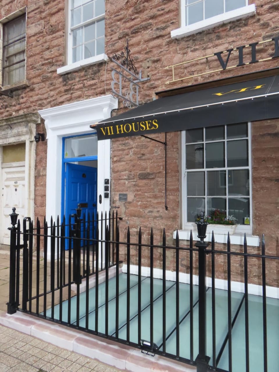 Property building, Street view