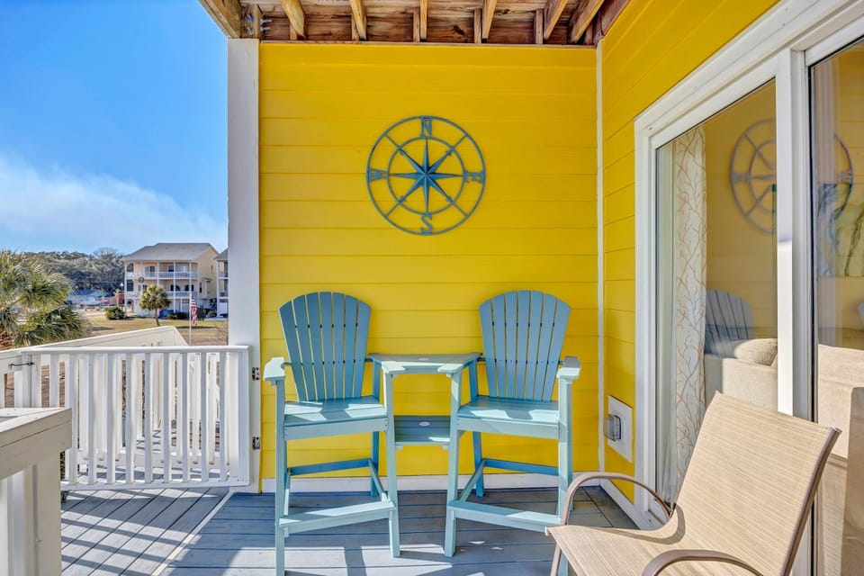 Pelican Pleasure by Sea Scape Properties House in Carolina Beach