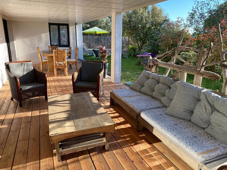 Patio, Garden view