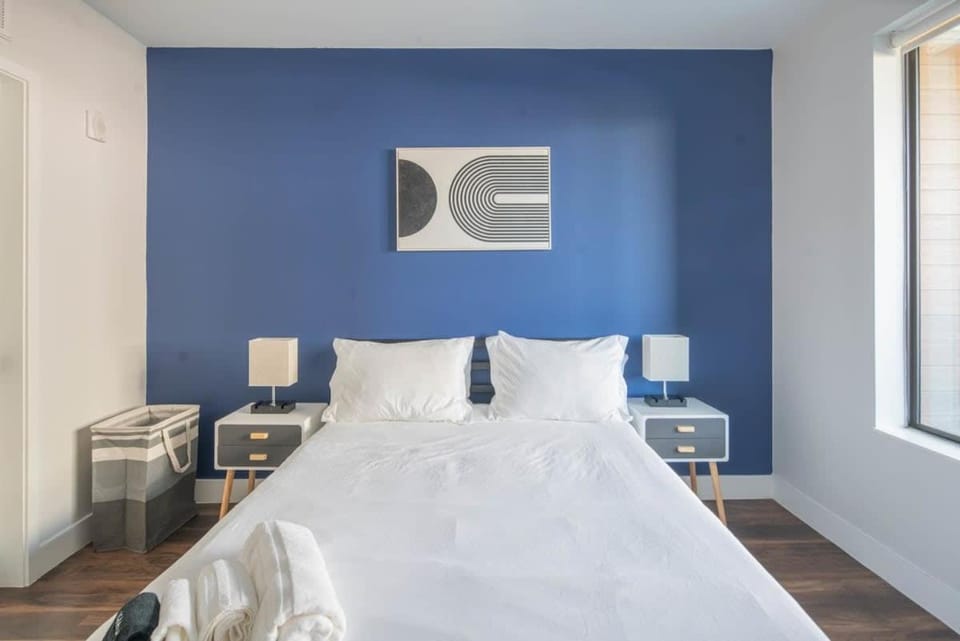 Stylish 1BD - Pool, Gym, Parking, W-D - Sleeps 4 Apartment in Tempe