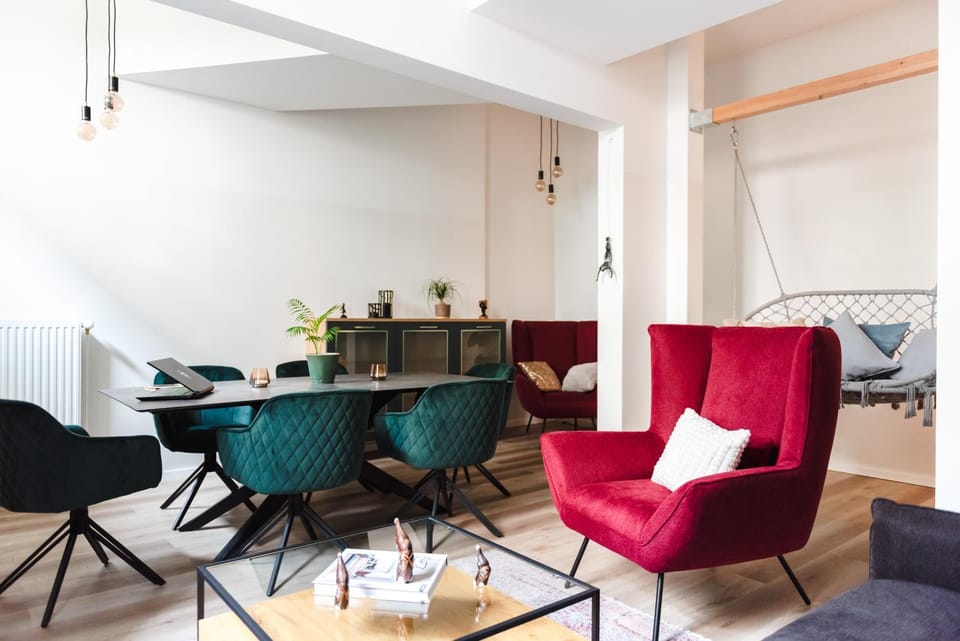 Living room, Seating area, Dining area