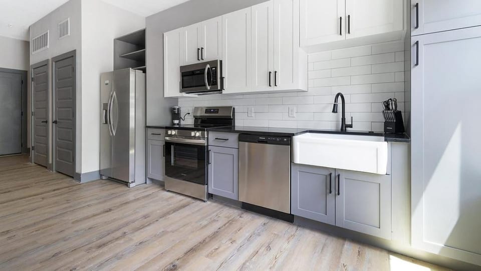Landing at The Note - Studio in Northside Apartment in Jacksonville