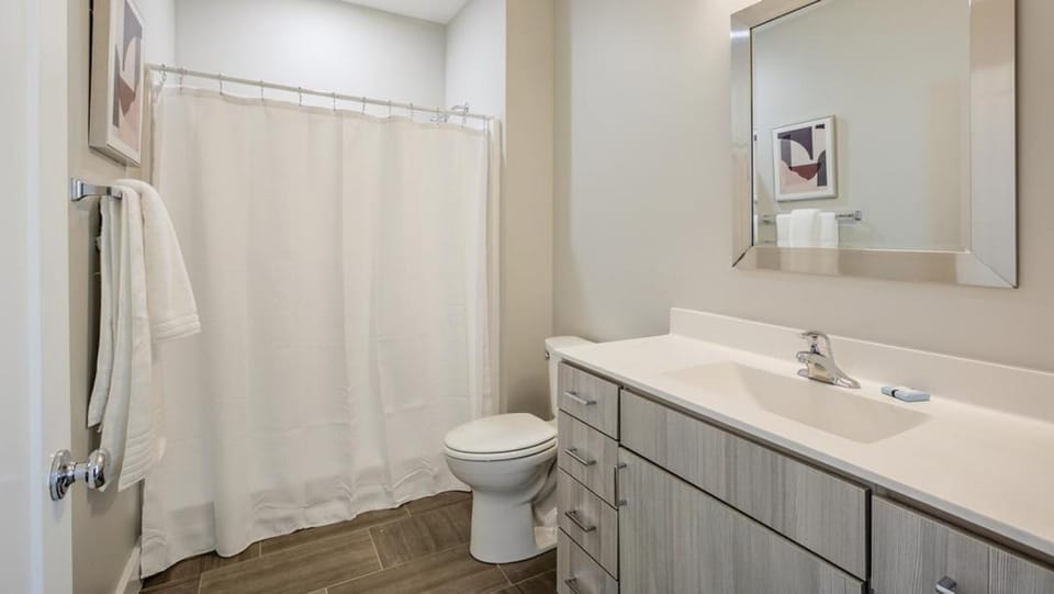 Landing at The Avenues at Carrollton - 1 Bedroom in Northeast Carrollton Apartment in Carrollton