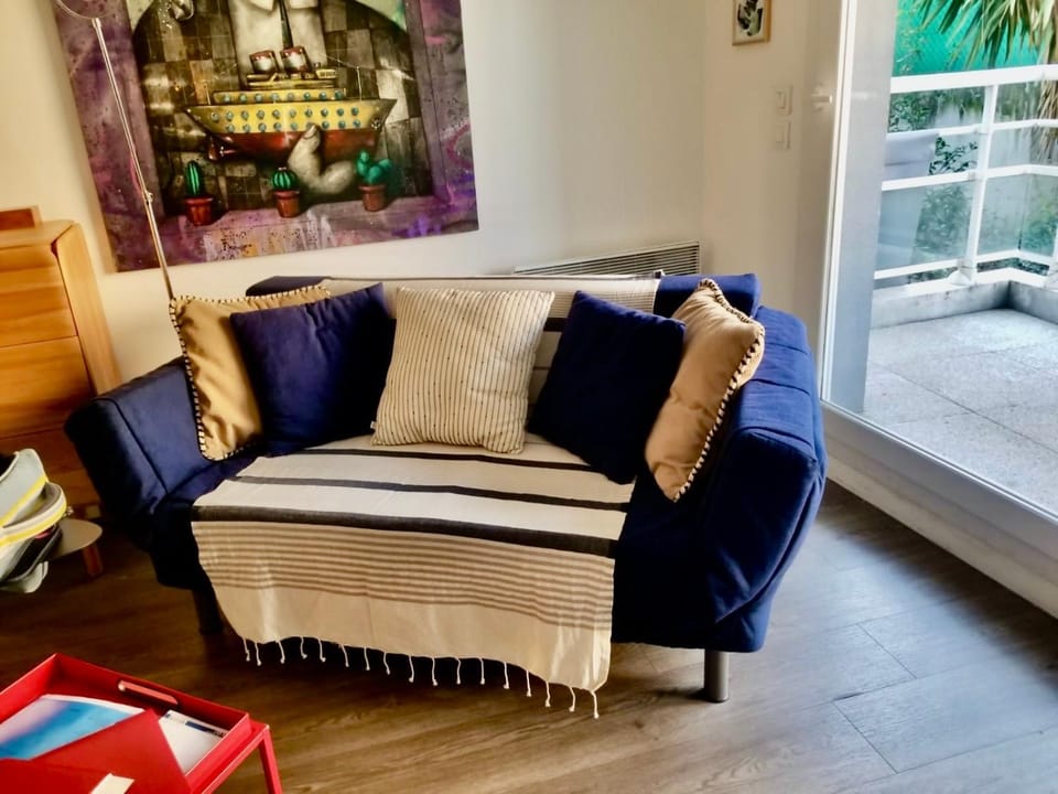 Charming and Cozy 1 bedroom Close to Monaco House in Monaco