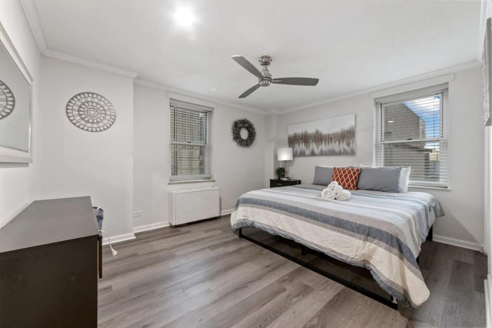 1BR, King Bed, Panoramic Views, Downtown ATL House in Atlanta