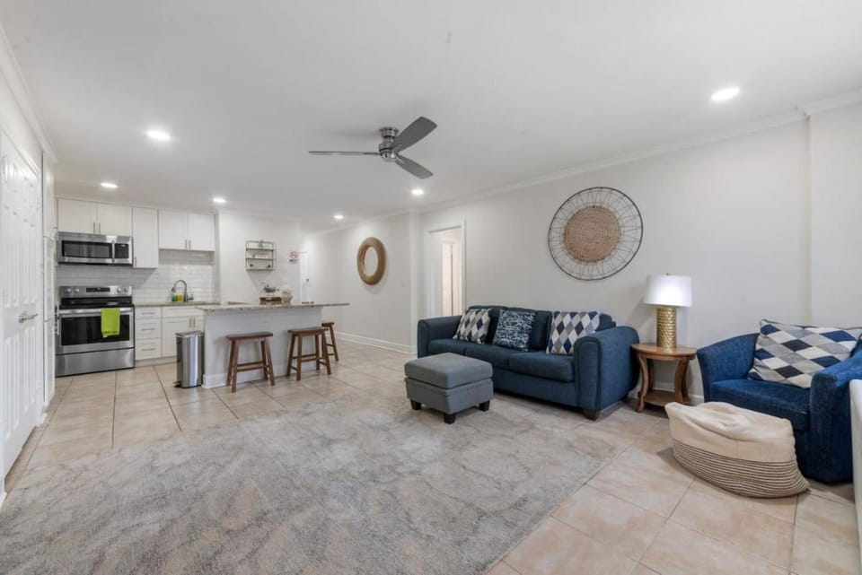 Luxury on a Budget, Centrally Located Gem House in Atlanta