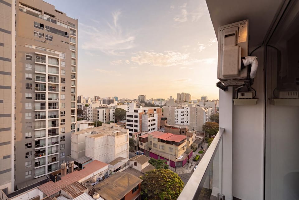 Connect Apartment by Vibrant Apartment in Barranco