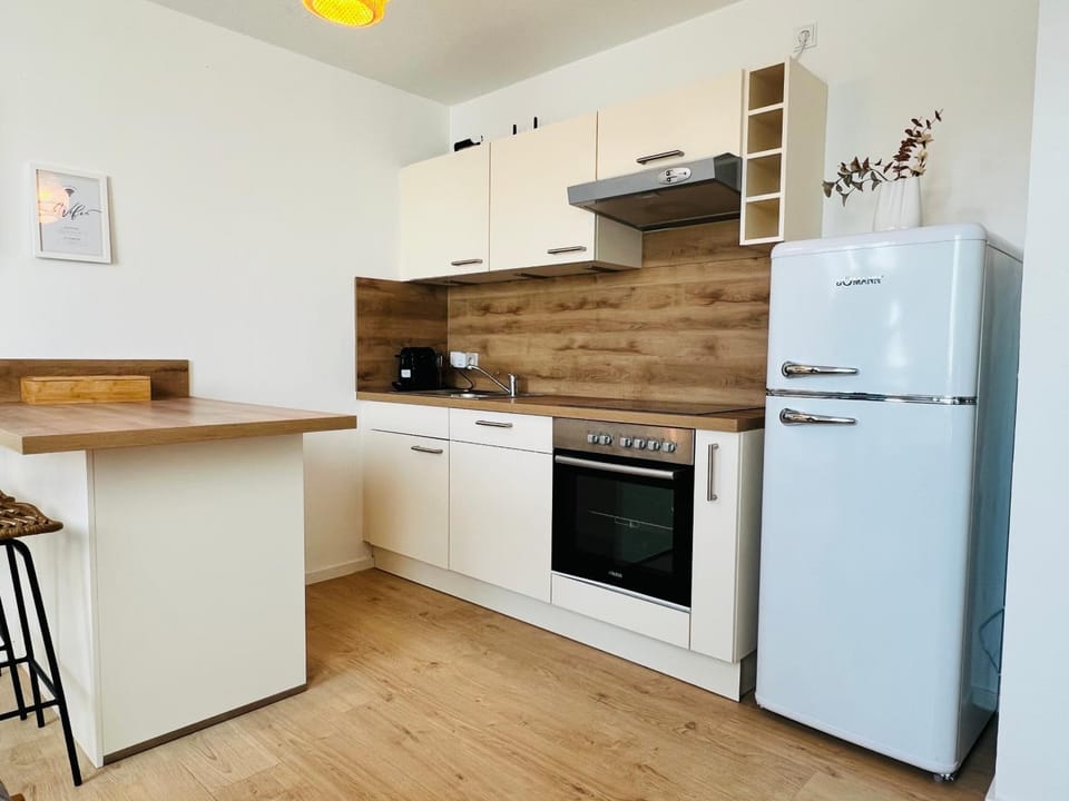 Cozy apartment for 2 near Mering train station Apartment in Bavaria